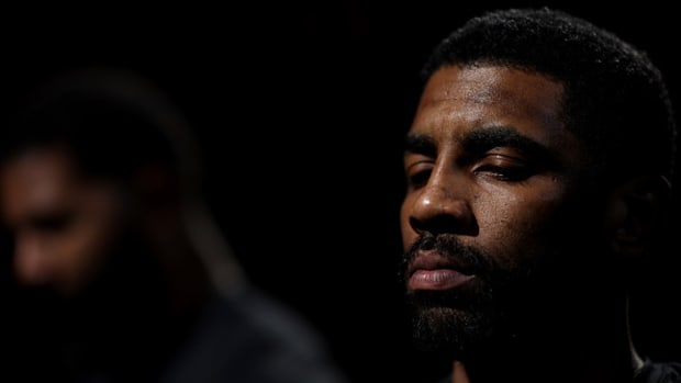 kyrie mug dark 